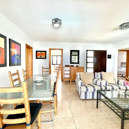 Villa Con Piscina Privada, Wifi, Playa Blanca Lanzarote * Playa Blanca (Lanzarote)